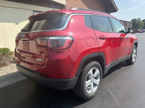 Used 2018 Jeep Compass Latitude AWD/4WD image 4