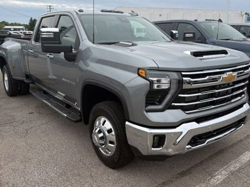 New 2026 Chevrolet Silverado 3500 LTZ w/ LTZ Plus Package AWD/4WD image 3