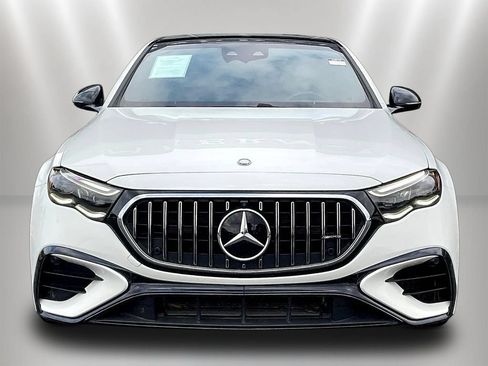 Used 2025 Mercedes-Benz E 53 AMG e 4MATIC Sedan image 2