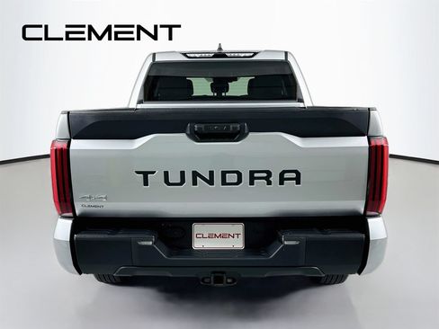Used 2024 Toyota Tundra SR5 w/ SR5 Premium Package AWD/4WD image 8
