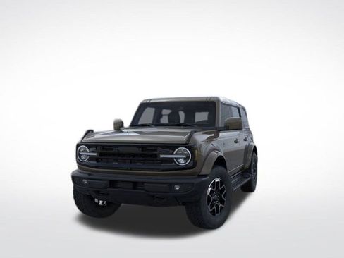 New 2025 Ford Bronco Outer Banks image 2