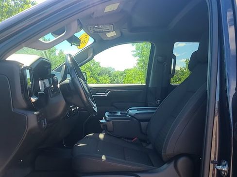 Used 2022 Chevrolet Silverado 1500 RST AWD/4WD image 12