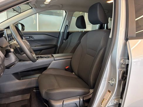 Certified 2025 Nissan Rogue S AWD/4WD image 13