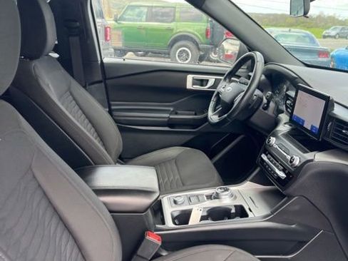Used 2020 Ford Explorer XLT w/ Comfort Package AWD/4WD image 58