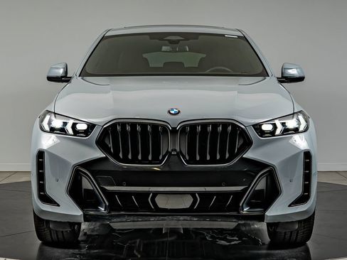 Used 2026 BMW X6 xDrive40i w/ Executive Package AWD/4WD image 2