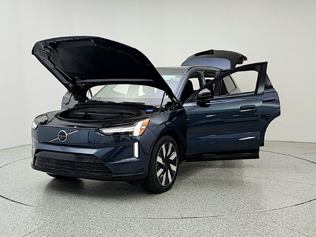 New 2026 Volvo EX90 Ultra AWD/4WD image 9