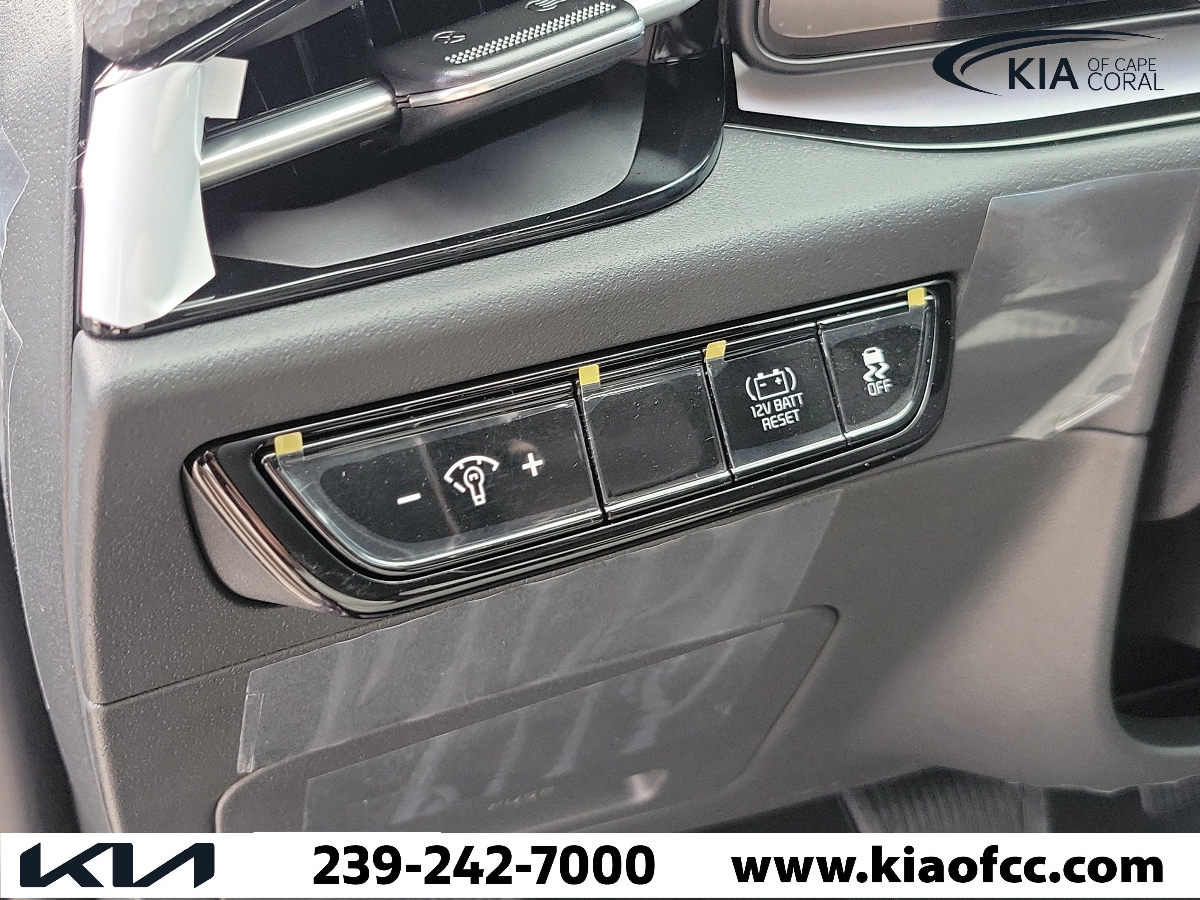 New 2026 Kia Niro EX FWD image 25