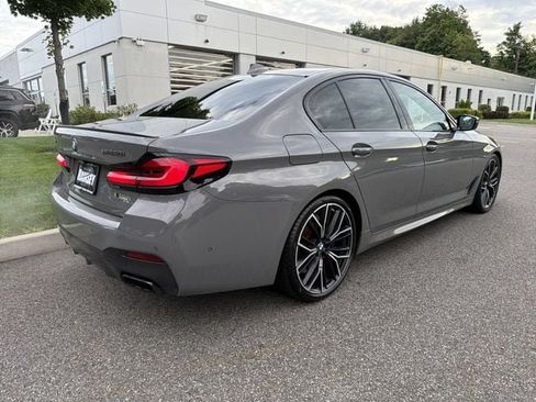 Used 2021 BMW M550i xDrive w/ Dynamic Handling Package AWD/4WD image 8