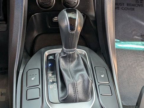 Used 2017 Hyundai Santa Fe Sport FWD image 13