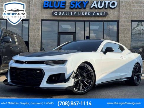 Used 2019 Chevrolet Camaro ZL1 image 1