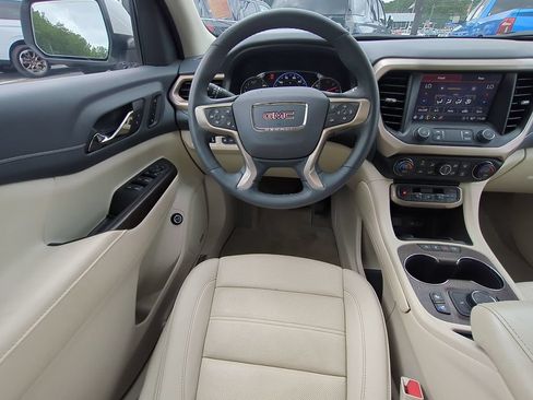 Used 2023 GMC Acadia Denali AWD/4WD image 18
