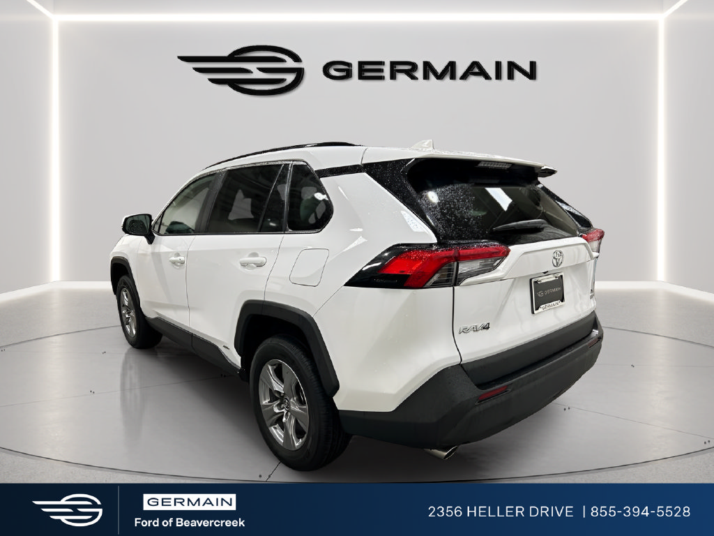 Used 2025 Toyota RAV4 XLE AWD/4WD image 6