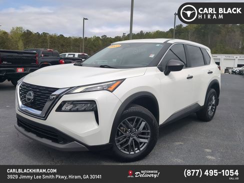 Used 2023 Nissan Rogue S image 1