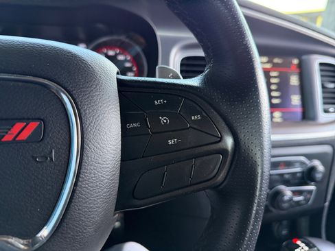 Used 2022 Dodge Charger R/T RWD image 17