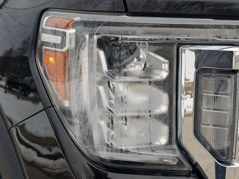 Used 2020 GMC Sierra 2500 SLT w/ SLT Convenience Package image 22