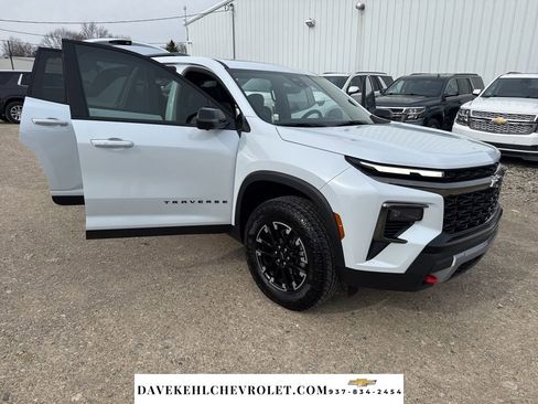 Used 2026 Chevrolet Traverse Z71 w/ Driver Confidence Package image 34