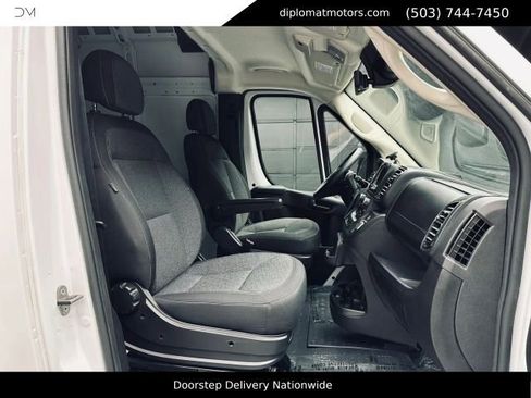 Used 2025 RAM ProMaster 2500 w/ Safety Group FWD image 19