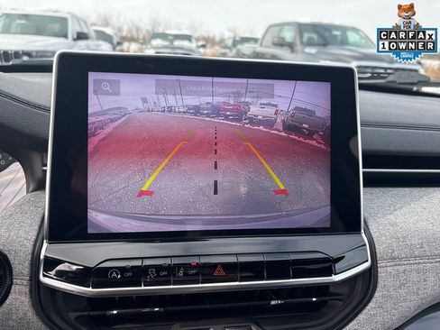 Certified 2022 Jeep Compass Latitude image 20