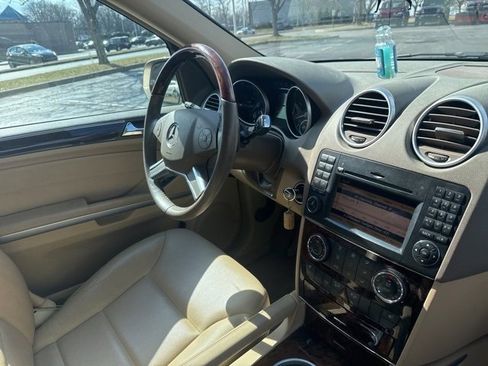 Used 2010 Mercedes-Benz ML 350 4MATIC image 17
