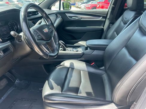 Used 2022 Cadillac XT5 Luxury FWD image 11
