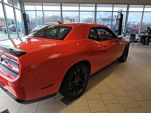 Certified 2022 Dodge Challenger R/T Scat Pack image 8