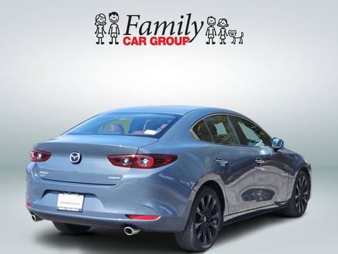 Used 2023 MAZDA MAZDA3 s image 4