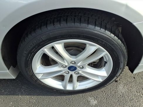Used 2018 Ford Fusion S FWD image 13