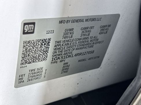 Used 2024 GMC Yukon Denali RWD image 38