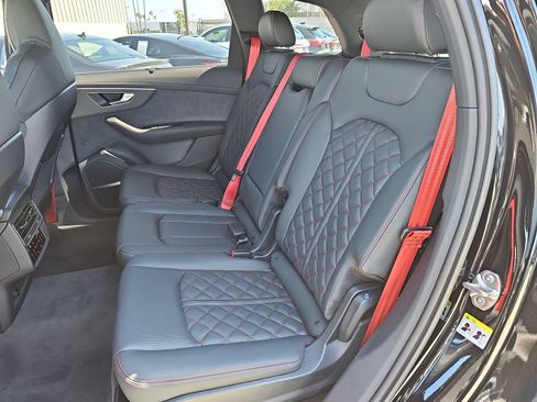 New 2026 Audi Q7 3.0T Prestige AWD/4WD image 16