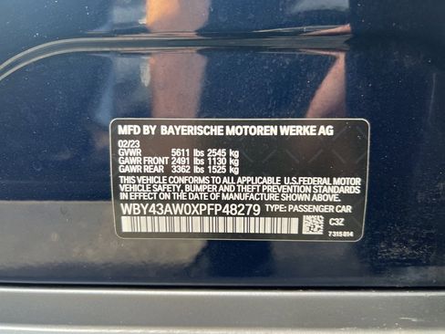 Used 2023 BMW i4 eDrive35 image 14