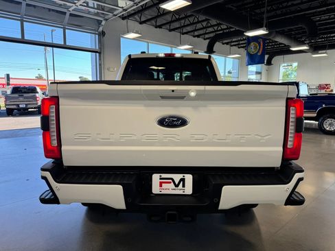 Used 2023 Ford F350 Lariat w/ Lariat Ultimate Package AWD/4WD image 6