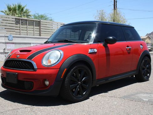 Used 2011 MINI Cooper S FWD image 19