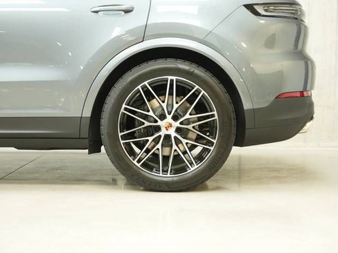 New 2026 Porsche Cayenne AWD/4WD image 43