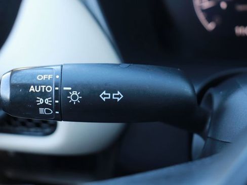 Certified 2024 Honda HR-V LX image 22