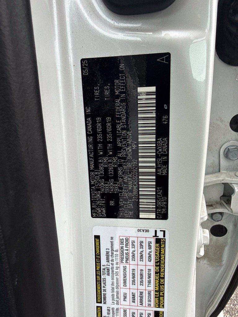 Used 2025 Lexus RX 350h w/ Convenience Package AWD/4WD image 39