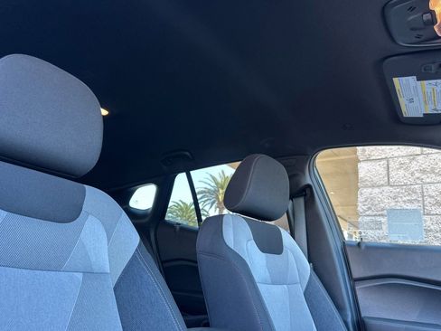 Certified 2024 Chevrolet Trax RS w/ Driver Confidence Package image 17