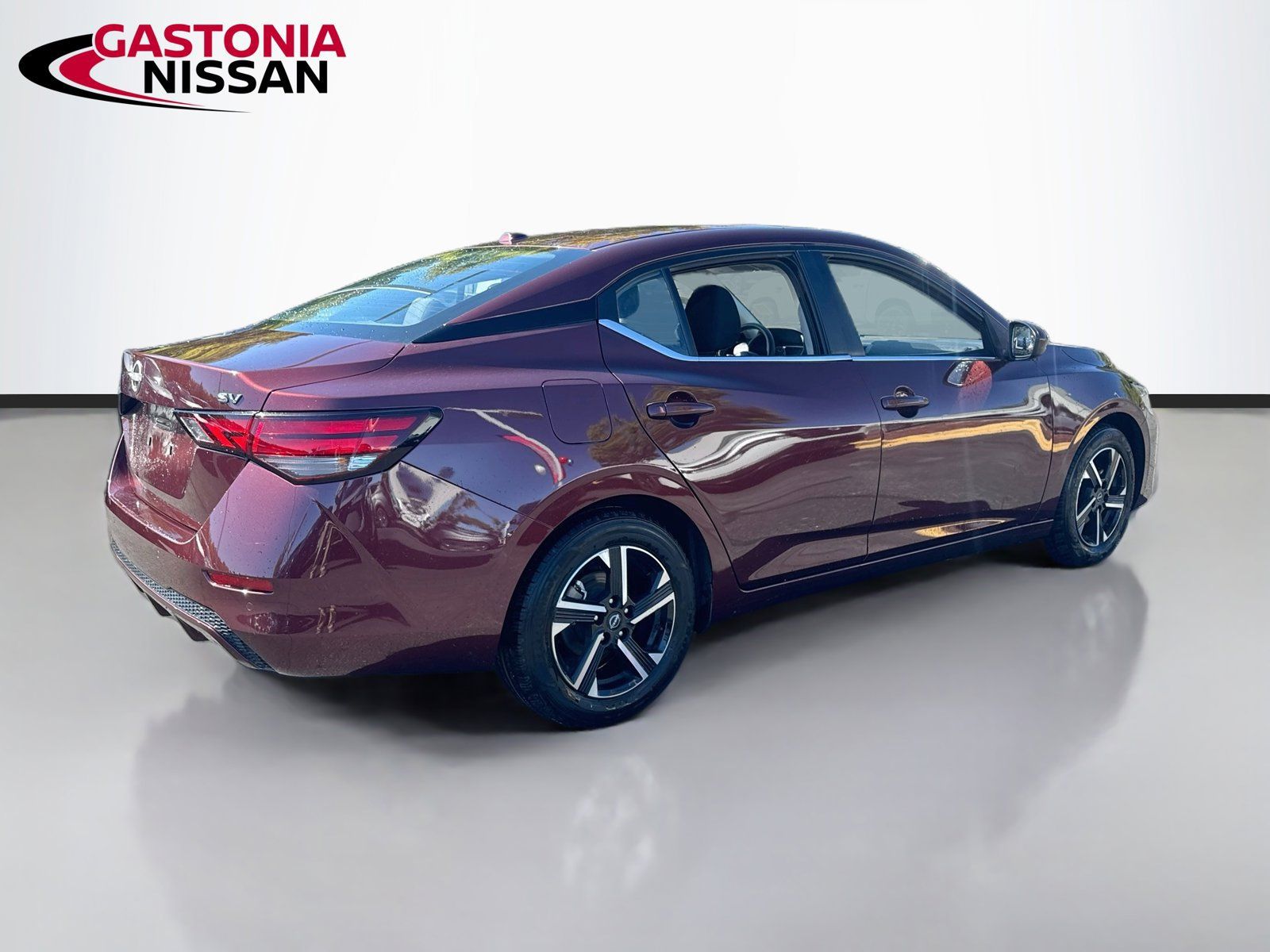 Used 2024 Nissan Sentra SV FWD image 9