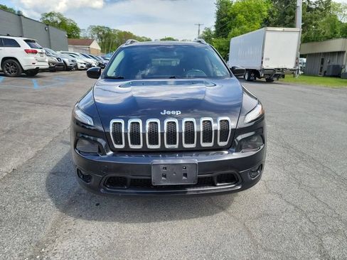 Used 2014 Jeep Cherokee Latitude AWD/4WD image 3