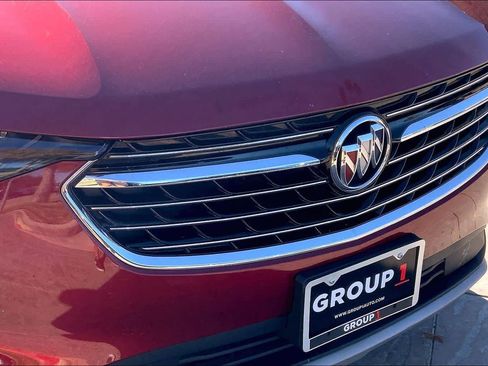 Used 2023 Buick Envision Essence image 29