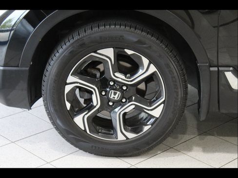 Used 2018 Honda CR-V Touring image 9