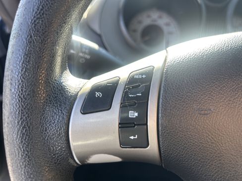 Used 2007 Pontiac Solstice w/ Preferred Package image 21