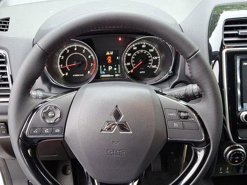 New 2025 Mitsubishi Outlander Sport ES image 11