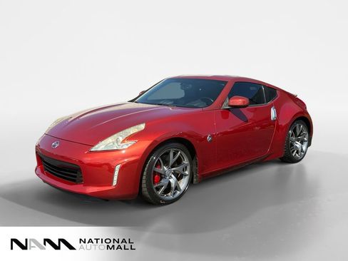 Used 2014 Nissan 370Z Touring w/ Sport Package RWD image 1
