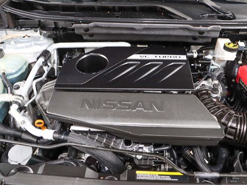 Used 2022 Nissan Rogue SV w/ SV Premium Package FWD image 31
