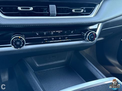 Used 2026 Chevrolet Equinox LT image 21