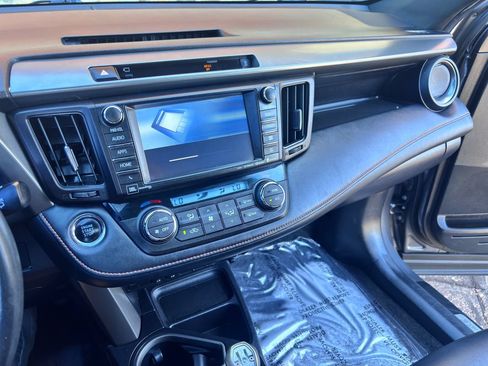 Used 2016 Toyota RAV4 SE w/ Advanced Technology Package AWD/4WD image 20