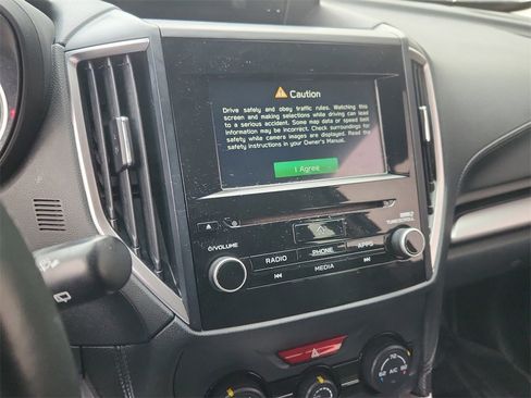 Used 2020 Subaru Forester Premium image 23