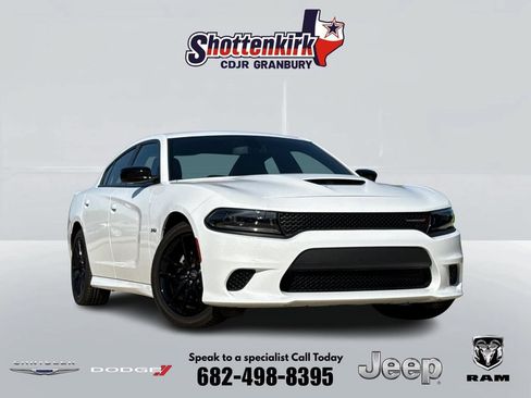 Used 2023 Dodge Charger R/T RWD image 1