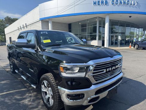 Used 2023 RAM 1500 Laramie AWD/4WD image 1