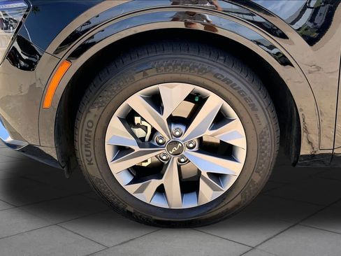 Used 2025 Kia Sportage SX FWD image 10